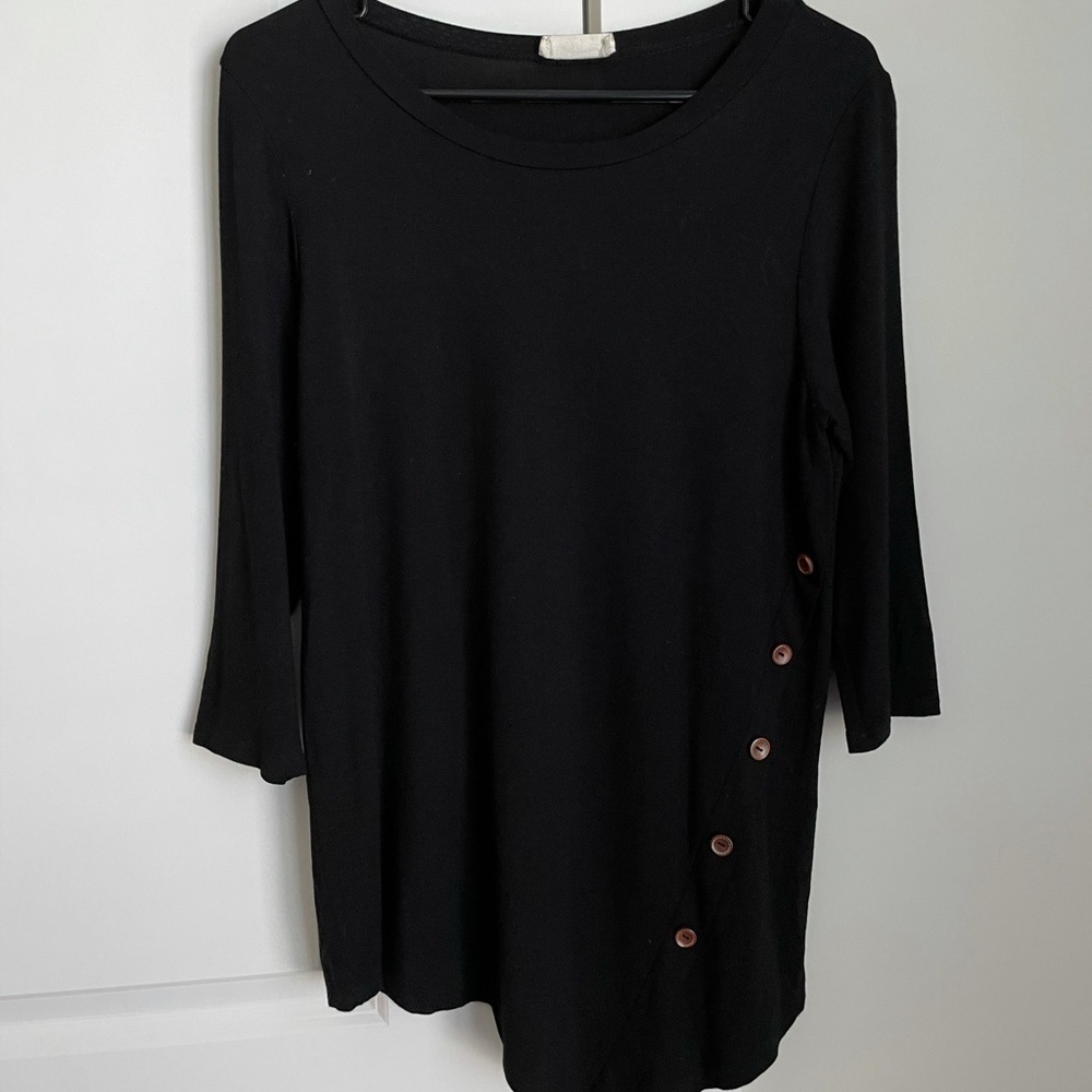 Women’s shirt